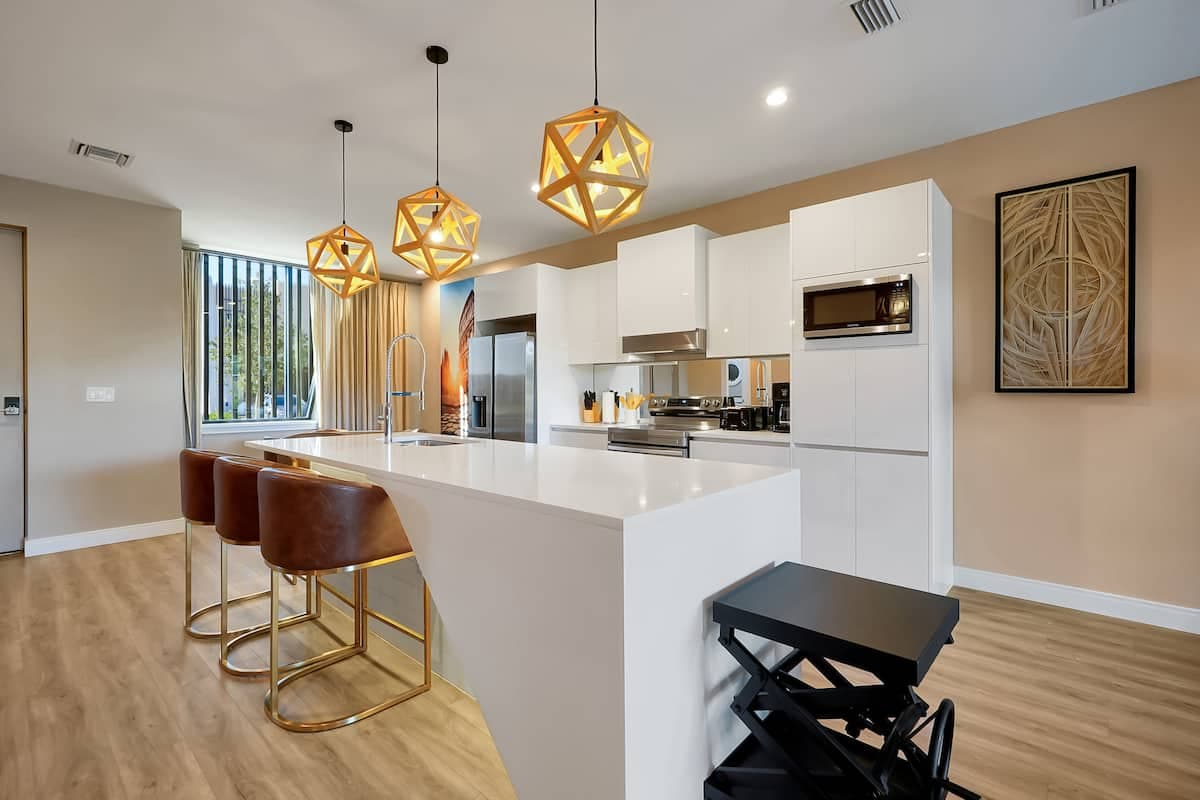 Gourmet kitchen